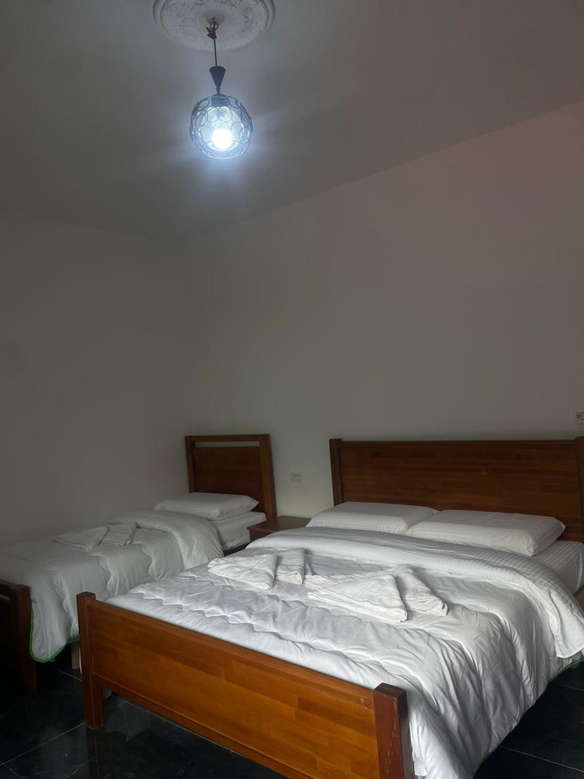 Trojet E Mija Hotell Theth